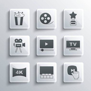 Sinema salonunu ekran, Online oyun videosu, Smart Tv, Screen TV 4k, Retro sinema kamerası, Popcorn karton kutu ve Movie kupa ikonu ile ayarla. Vektör