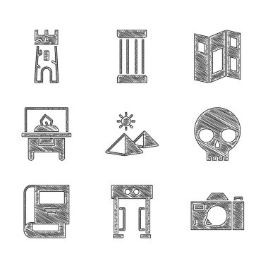 Mısır piramitlerini, metal dedektörünü, fotoğraf makinesini, insan kafatasını, tarih kitabını, sergi için cam vitrini, müze rehberi broşürünü ve kale kulesi ikonunu ayarla. Vektör