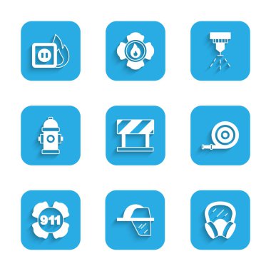 Yol bariyeri, itfaiyeci kaskı, gaz maskesi, hortum makarası, 911 'i arayın yangın musluğu, yangın söndürme sistemi ve soket yangın ikonunun elektrik kabloları. Vektör