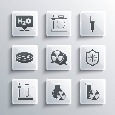 Test tüpü radyasyonunu, kalkanı virüsten, radyoaktif, matara standını, bakterili Petri kabını, H2O ve Pipette ikonunun kimyasal formülünü ayarla. Vektör