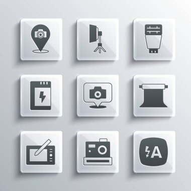 Fotoğraf makinesi, otomatik flaş, boş fotoğraf stüdyosu, grafik tableti, pil için ve simge ayarla. Vektör