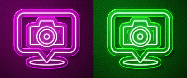 Gloeiende Neon Lijn Fotocamera Icoon Geïsoleerd Paarse Groene Achtergrond Foto — Stockvector