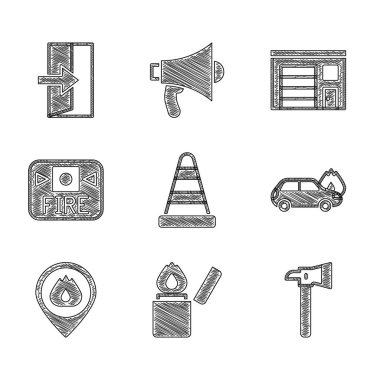 Trafik konisi, Çakmak, İtfaiyeci baltası, yanan araba, yangın alevi, alarm sistemi, istasyon binası ve çıkış ikonu olan yer. Vektör