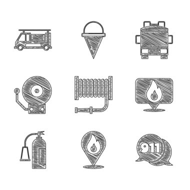 Yangın hortumunu ayarlayın, yangın ateşinin olduğu yer, 911 'i arayın, yangın söndürücü, alarm zili, kamyon ve ikonu çalın. Vektör