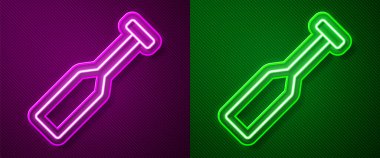 Parlayan neon hattı Paddle simgesi mor ve yeşil arkaplanda izole edildi. Kürek çekin. Vektör