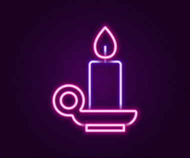 Parlayan neon çizgisi, siyah arkaplanda izole edilmiş şamdan ikonunda yanan mum. Silindirik mum çubuğu ve yanan ateş. Renkli taslak konsepti. Vektör