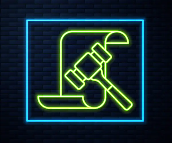 Glödande neon linje auktion hammare ikon isolerad på tegel vägg bakgrund. Gavel - hammare av domare eller auktionsförrättare. Budgivning, affären är klar. Auktionsbud. Vektor — Stock vektor