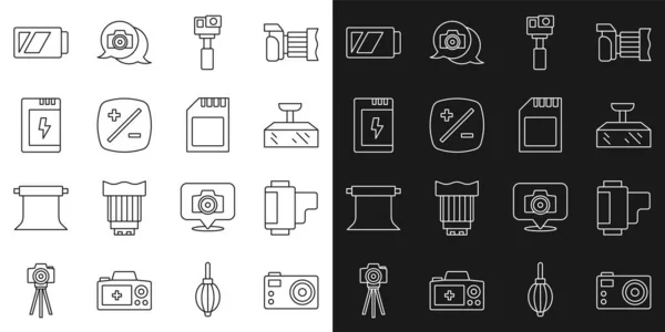 Set line Cámara fotográfica, Cartucho de rollo de cámara, Softbox light, Acción, Compensación de exposición, Batería para, y el icono de la tarjeta SD. Vector — Archivo Imágenes Vectoriales