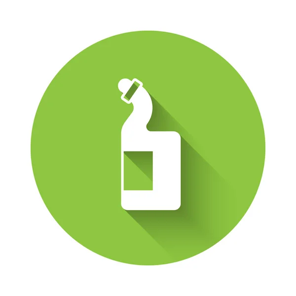 Witte afwasmiddel fles pictogram geïsoleerd met lange schaduw achtergrond. Vloeibaar wasmiddel voor de afwas. Groene cirkel knop. Vector — Stockvector