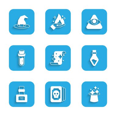 Sihirli parşömen, Tarot kartları, şapka, iksirli şişe, Tanrı 'nın her şeyi gören gözü ve cadı ikonu. Vektör