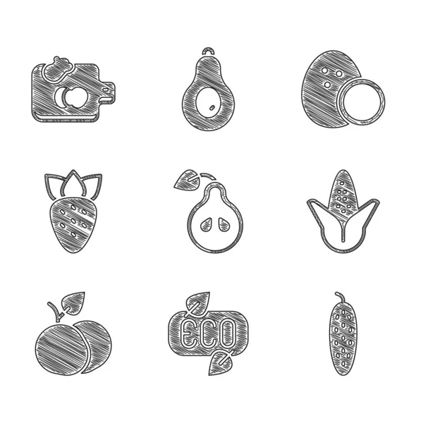 Set Pera, Hoja Eco símbolo, Pepino, Maíz, Mango fruta, Fresa, Coco y Tabla de cortar con icono de verduras. Vector — Archivo Imágenes Vectoriales