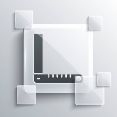 Gri Köşeli cetvel simgesi gri arkaplanda izole edildi. Yerleşim alanı, açı cetvel, marangozluk, ölçüm aletleri, ölçek. Kare cam paneller. Vektör