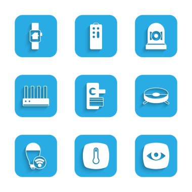 Dijital kapı kilidini, termostatı, güvenlik kamerasını, robot elektrikli süpürgeyi, akıllı ampulü, Router 'ı ve wi-fi sinyalini, alarm zilini ve akıllı saat ikonunu ayarla. Vektör