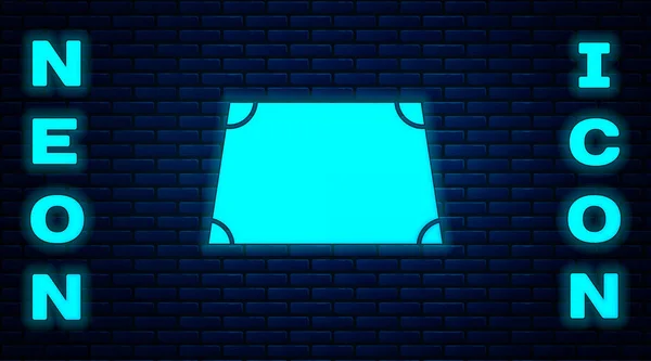 Glowing neon Acute trapezoid shape icon isolated on brick wall background. Vector — Wektor stockowy