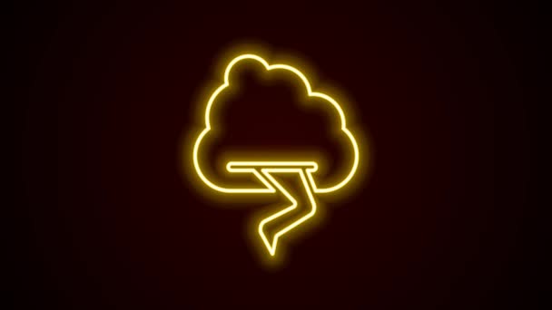 Icono de tormenta de línea de neón brillante aislado sobre fondo negro. Nube y relámpago. Icono del tiempo de tormenta. Animación gráfica de vídeo 4K — Vídeo de stock