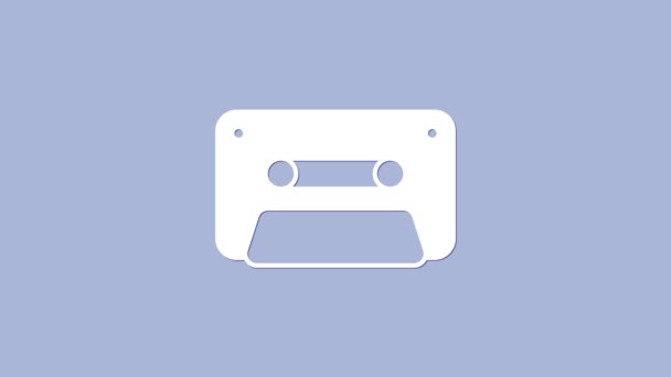 Иконка аудио кассеты белого цвета выделена на фиолетовом фоне. Видеографическая анимация 4K — стоковое видео