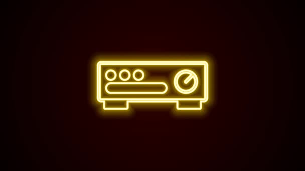 Gloeiende neon lijn Geluidsmixer controller pictogram geïsoleerd op zwarte achtergrond. Dj apparatuur schuifknoppen. Een mengpaneel. 4K Video motion grafische animatie — Stockvideo