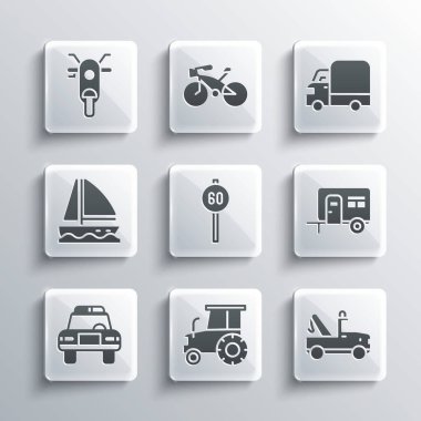 Traktör, çekici, karavan, hız sınırı trafiği, polis arabası ve teşhirci, yat yelkenlisi, Scooter ve Dağıtım kargo ikonu. Vektör