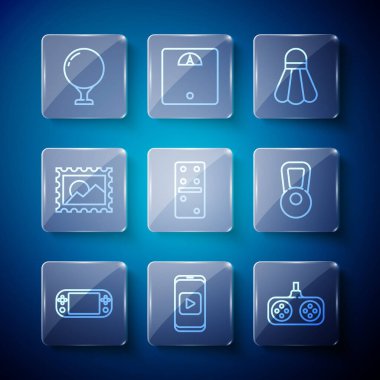 Hat portatif oyun konsolu, çevrimiçi oyun, Gamepad, Badminton servis aleti, Domino, Posta pulu, Golf topu tişörtü ve Kettlebell ikonu. Vektör