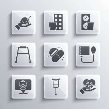 Koltuk değneklerini, koltuk değneklerini, kalp atışlarını, tansiyonunu, ilaç haplarını, bakımevini, Walker 'ı, örgü iğnelerini ve hap paketlerini ayarlayın. Vektör