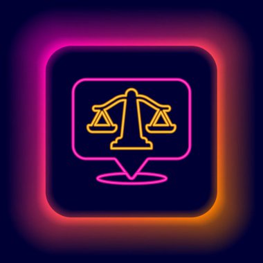 Parlayan neon çizgisi adalet simgesi siyah arka planda izole edildi. Hukuk mahkemesi sembolü. Denge tabelaları. Renkli taslak konsepti. Vektör