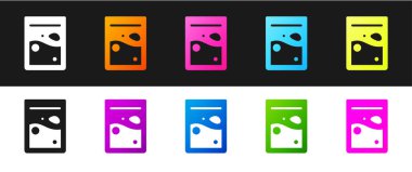 Siyah ve beyaz arka planda izole edilmiş plastik uyuşturucu ikonu torbası ayarla. Sağlık tehlikesi. Vektör