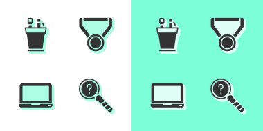 Bilinmeyen arama, Kalem kutusu kırtasiyesi, Laptop ve Madalya simgesini ayarla. Vektör