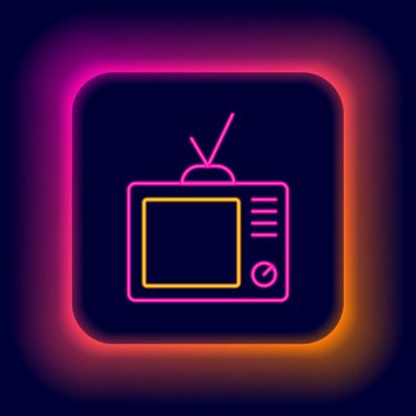Parlayan neon hattı Retro TV simgesi siyah arkaplanda izole edildi. Televizyon tabelası. Renkli taslak konsepti. Vektör