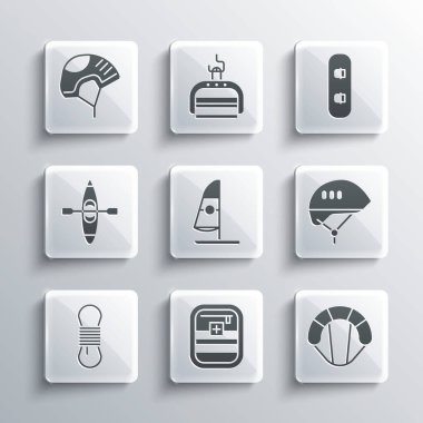 İlk yardım çantasını, paraşütü, bisiklet kaskını, rüzgar sörfünü, tırmanma ipini, kanoyu, miğferi ve snowboard simgesini ayarlayın. Vektör