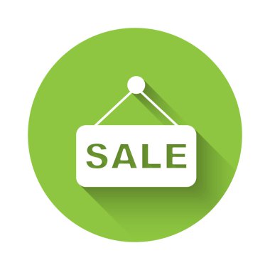 Beyaz Fiyat etiketi, uzun gölge arkaplan ile izole edilmiş bir satış simgesi. Rozet fiyatına. Reklam etiketi indirimi. Yeşil daire düğmesi. Vektör