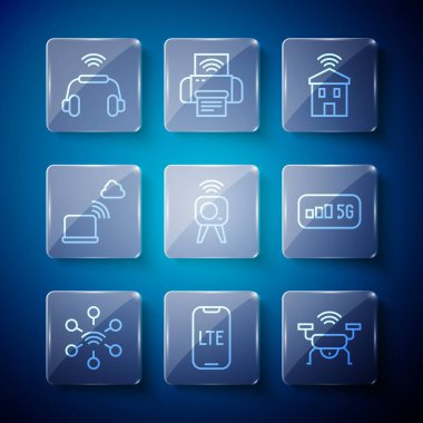 Hat Ağı, LTE ağı, Akıllı İHA sistemi, Wi-fi, Web kamerası, bulut bağlantısı, kulaklık ve 5G kablosuz internet ikonu olan ev. Vektör