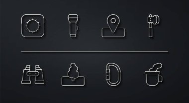 Güneş ışığı, dürbün, tahta balta, karabina, ağaç, fener, kamp ikonu için bir fincan çay ve yer. Vektör