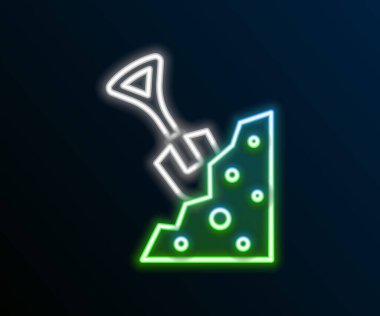 Parlayan neon hattı kürek ve taş ikonu siyah arka planda izole edildi. Bahçe aletleri. Bahçecilik, tarım, çiftçilik aleti. Renkli taslak konsepti. Vektör