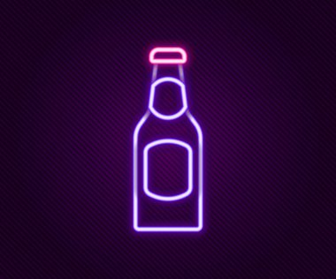 Parlayan neon hattı bira şişesi simgesi siyah arka planda izole edildi. Renkli taslak konsepti. Vektör.