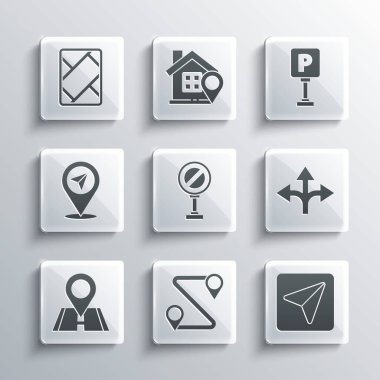 Şehir haritası navigasyon yolu trafik işaretinin konum bilgisini GPS aygıtı ve park simgesi ile ayarla. Vektör.