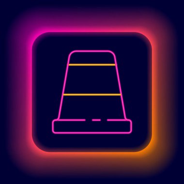 Siyah arkaplanda izole edilmiş ikon dikmek için parlayan neon hattı Thimble. Renkli taslak konsepti. Vektör.