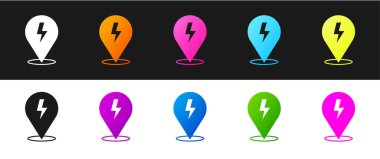 Şimşek simgesini siyah beyaz arkaplanda izole et. Flaş işareti. Flaş ikonunu yükle. Gök gürültüsü. Yıldırım çarpması. Vektör