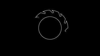 Beyaz çizgili araba tekerleği simgesi siyah arka planda izole edildi. 4K Video hareketli grafik canlandırması.