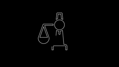 Siyah arka planda beyaz ölçekli adalet simgesi var. Hukuk mahkemesi sembolü. Denge tabelaları. 4K Video hareketli grafik canlandırması.
