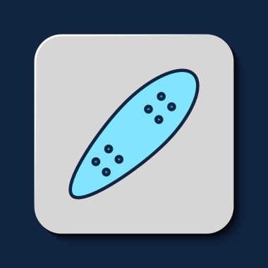 Longboard ya da kaykay kruvazörü simgesi mavi arka planda izole edildi. Olağanüstü bir spor. Spor malzemeleri. Vektör.