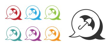 Siyah Şemsiye simgesi beyaz arkaplanda izole edildi. Sigorta konsepti. Su geçirmez ikon. Koruma, güvenlik, güvenlik kavramı. Simgeleri renklendirin. Vektör.