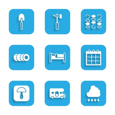 Karavan karavan aracı Bulut 'u yağmur takvimi mantar mantarlı battaniyeli ızgara şiş kebap ile şiş ve kürek ikonuna ayarla. Vektör.