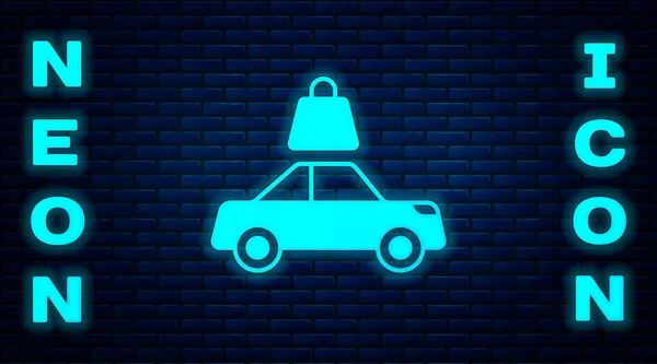 Świecący Neon Ikona Ubezpieczenia Samochodu Izolowane Tle Cegły Ściany Koncepcja — Wektor stockowy
