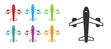 Siyah düzlem simgesi beyaz arkaplanda izole edildi. Uçan uçak ikonu. Uçak tabelası. Simgeleri renklendirin. Vektör.