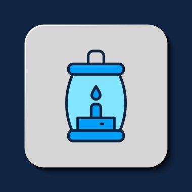 Kamp feneri ikonu mavi arkaplanda izole edildi. Mutlu Cadılar Bayramı Partisi. Vektör.