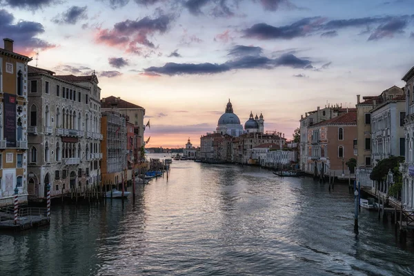 Vista Basílica Santa Maria Della Saudação Famosa Ponte Accademia Tomado — Fotografia de Stock