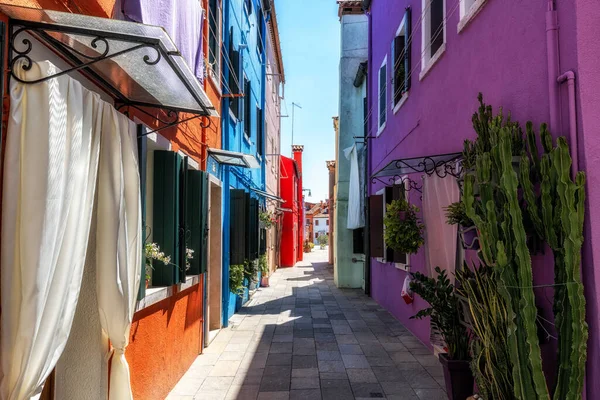 Brightly Multi Coloured Houses Burano Italy Famous Island Nearby Venice — Photo