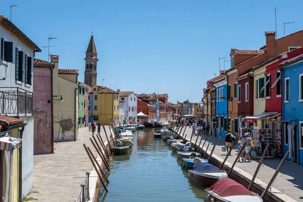 Brightly Multi Coloured Houses Canal Burano Italy Famous Island Nearby — Stock Photo, Image