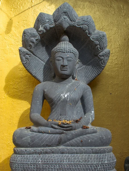 Ancient Buddha sculpture — Stock Photo, Image