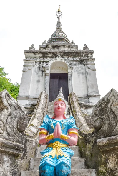 Тайская храмовая скульптура — стоковое фото